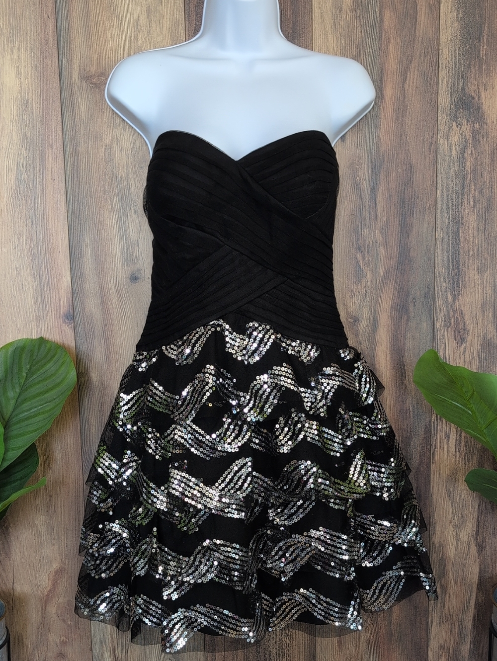 Blondie Nights by Stacy Sklar Strapless Black Sequin Formal Dress 11 F276